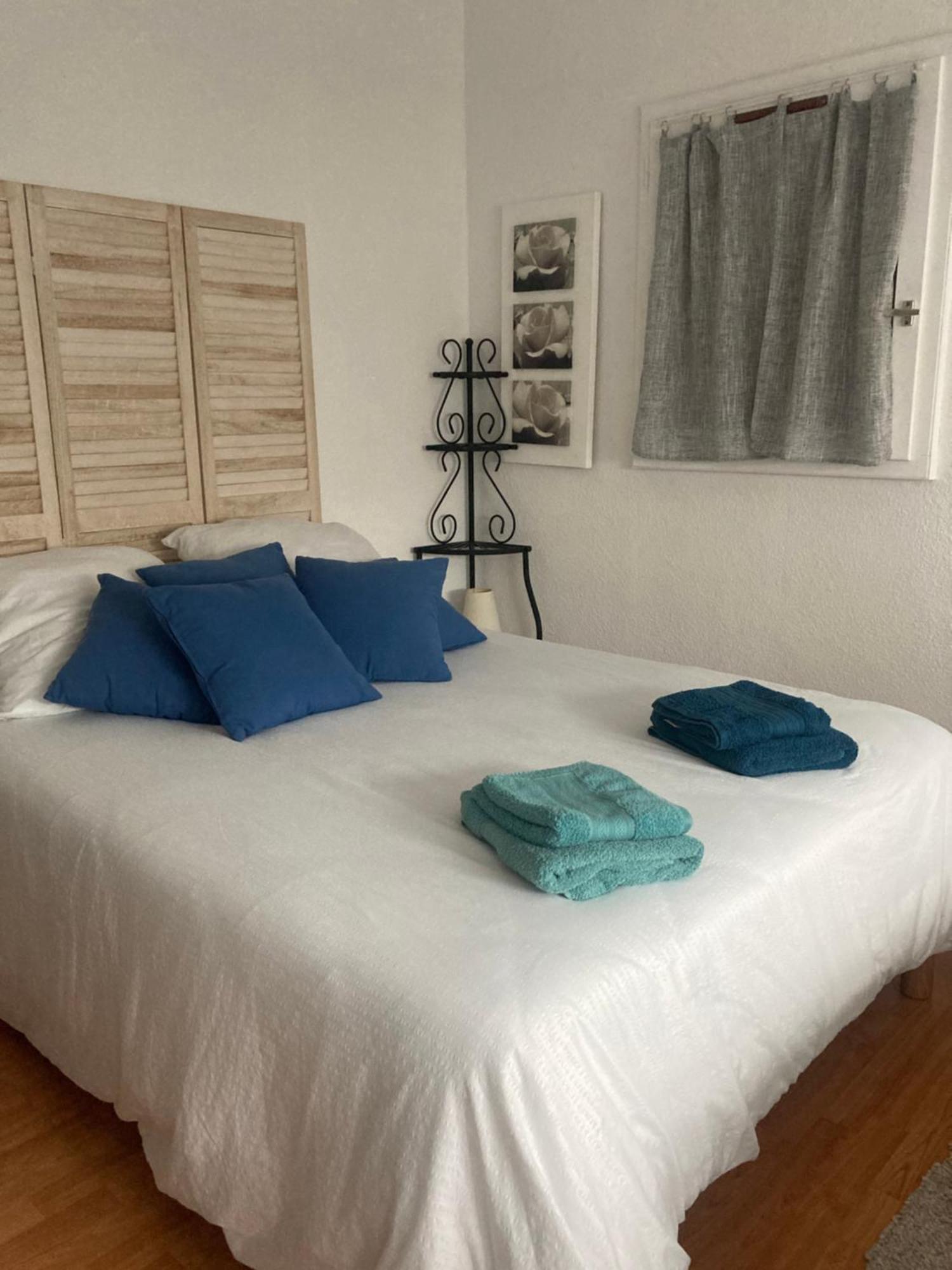 Appartement Duplex Lumineux Idealement Situe Ares Exterior foto